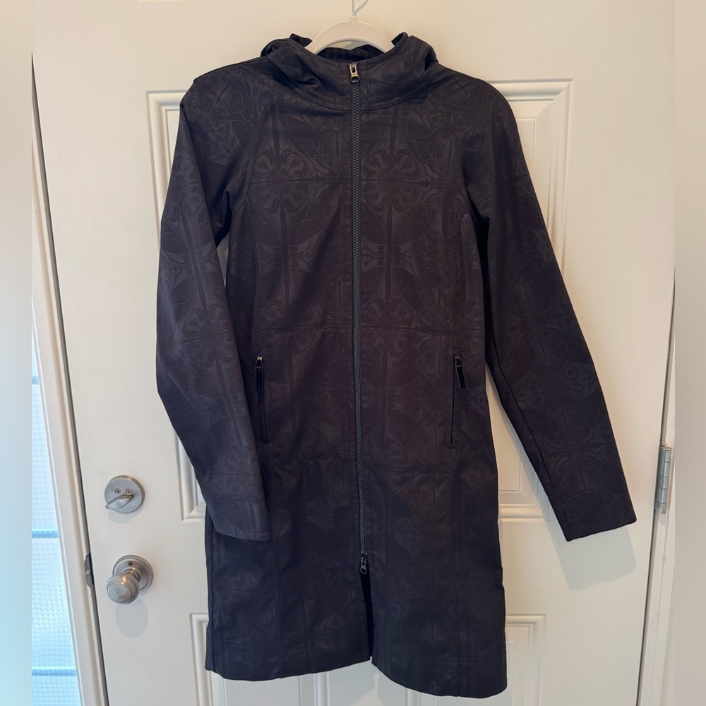 Lululemon Apres Yoga Hooded black jacket